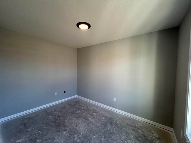 Building Photo - 204 Brescia Dr