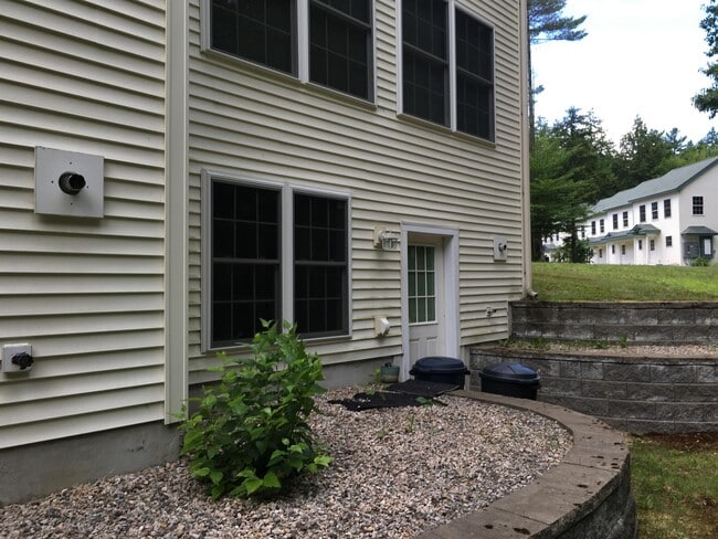 Building Photo - 1133 Chocorua Rd