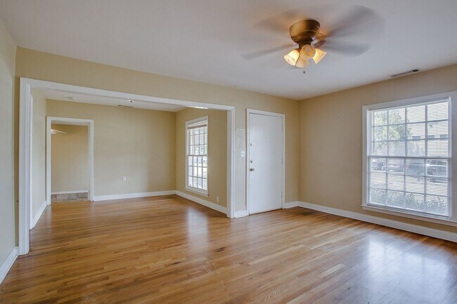 Building Photo - PRE LEASING for fall 2026! 3/2 in Tech Terrace!