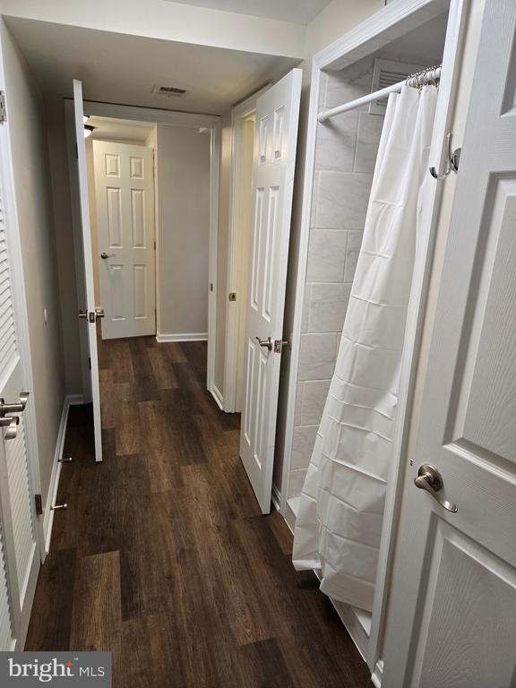 Building Photo - 341 S 26th St