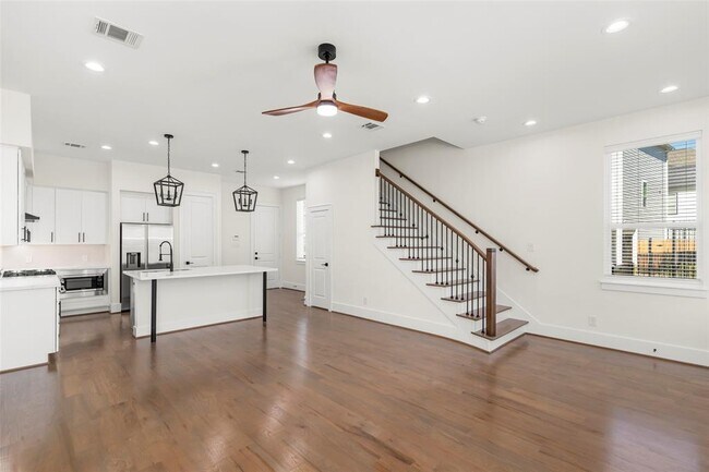 Building Photo - 1812 Palmetto Landing Dr