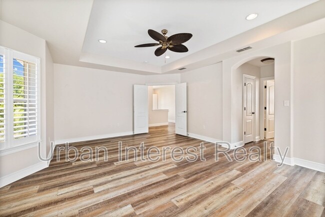 Building Photo - 164 Dominica Ct
