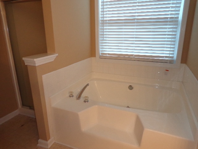 Building Photo - 725 Windsor Brook Ln