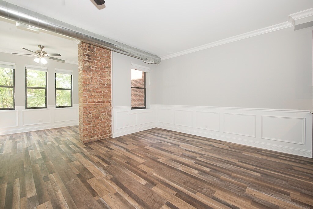 Building Photo - 4117 S Michigan Ave