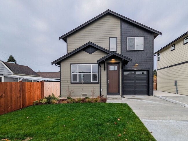 Primary Photo - **Move-In Special** Beautiful Brand New Construction 3 bed, 2.5 bath home!