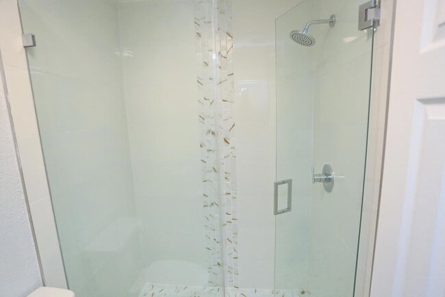 Building Photo - 8120 SW 4th Ct