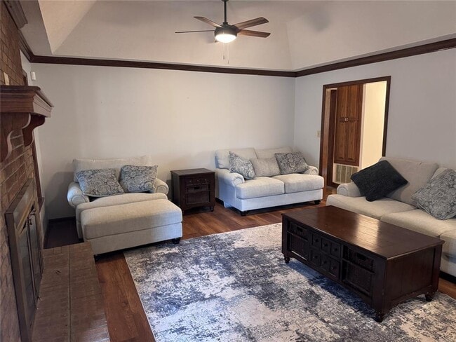 Building Photo - 5740 Jane Rd