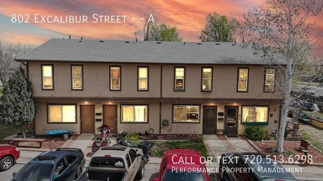 Building Photo - 802 Excalibur St