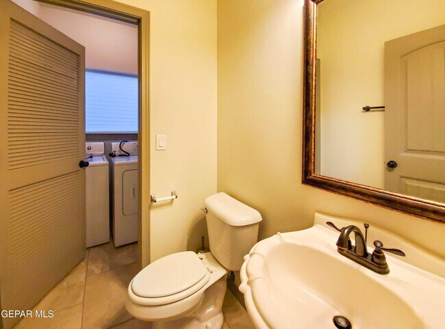 Building Photo - 13125 Lost Willow