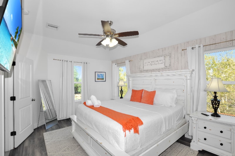 Building Photo - 10747 Dulcimer St