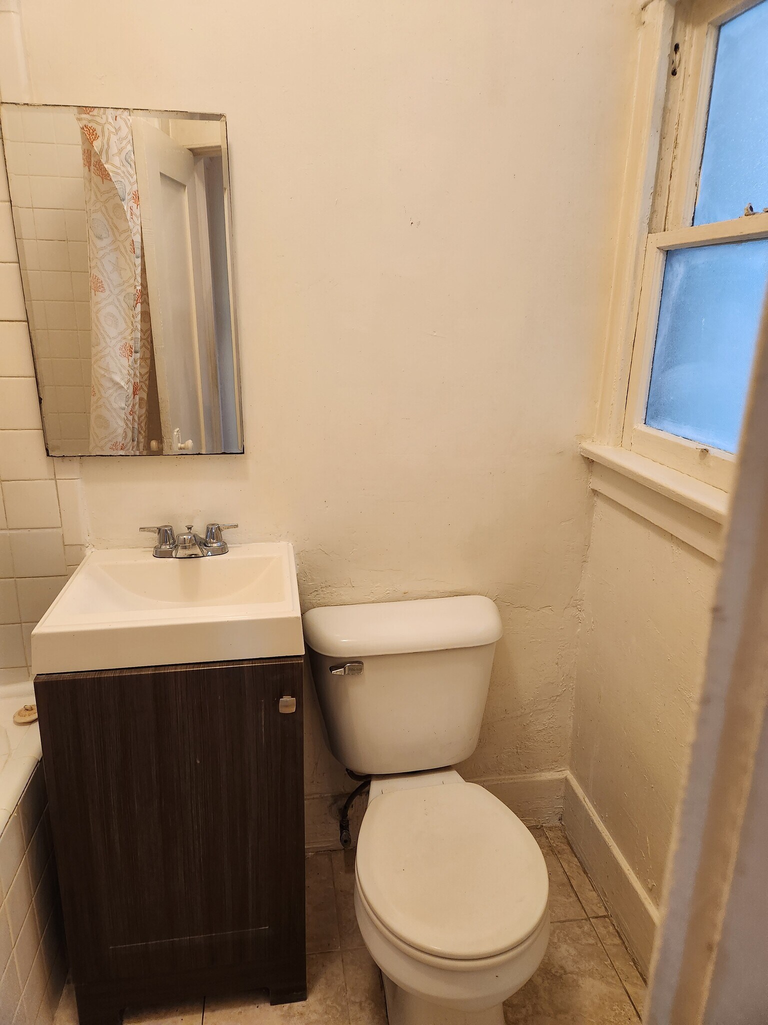Building Photo - 304 N Colorado Pl