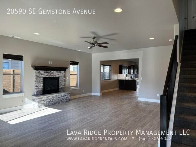 Building Photo - 20590 SE Gemstone Ave