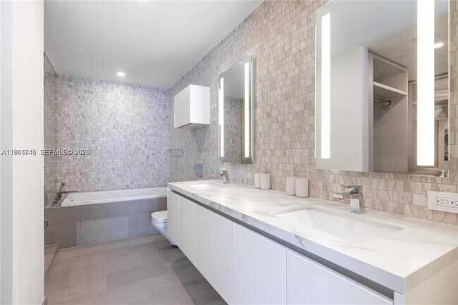 Building Photo - 88 SW 7th St