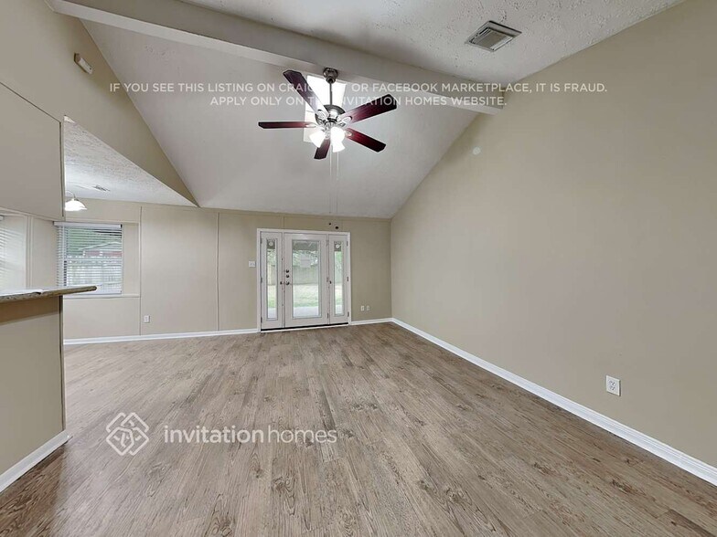 Building Photo - 801 Newport Blvd