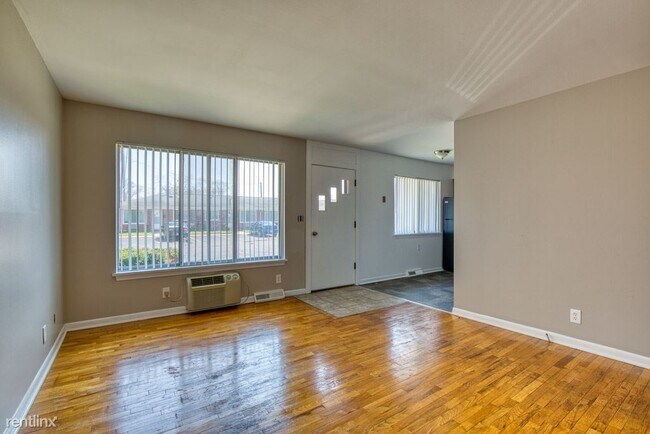 Building Photo - 2 br, 1 bath  - 1234 Holmes Rd Apt 1