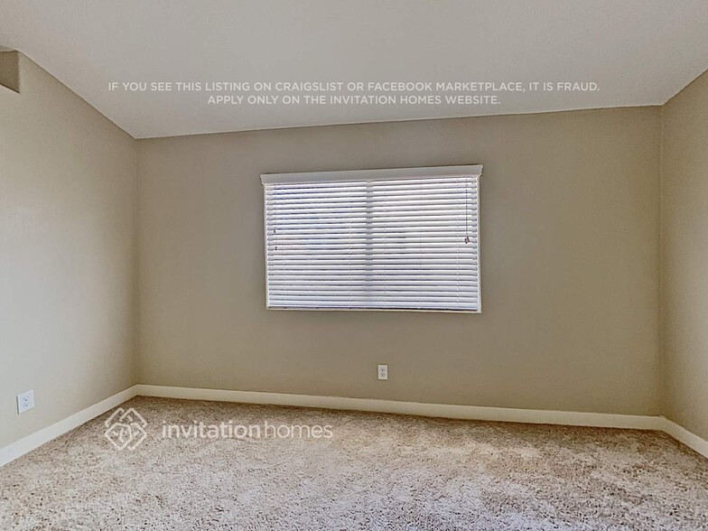 Building Photo - 532 Viva Serenade Way