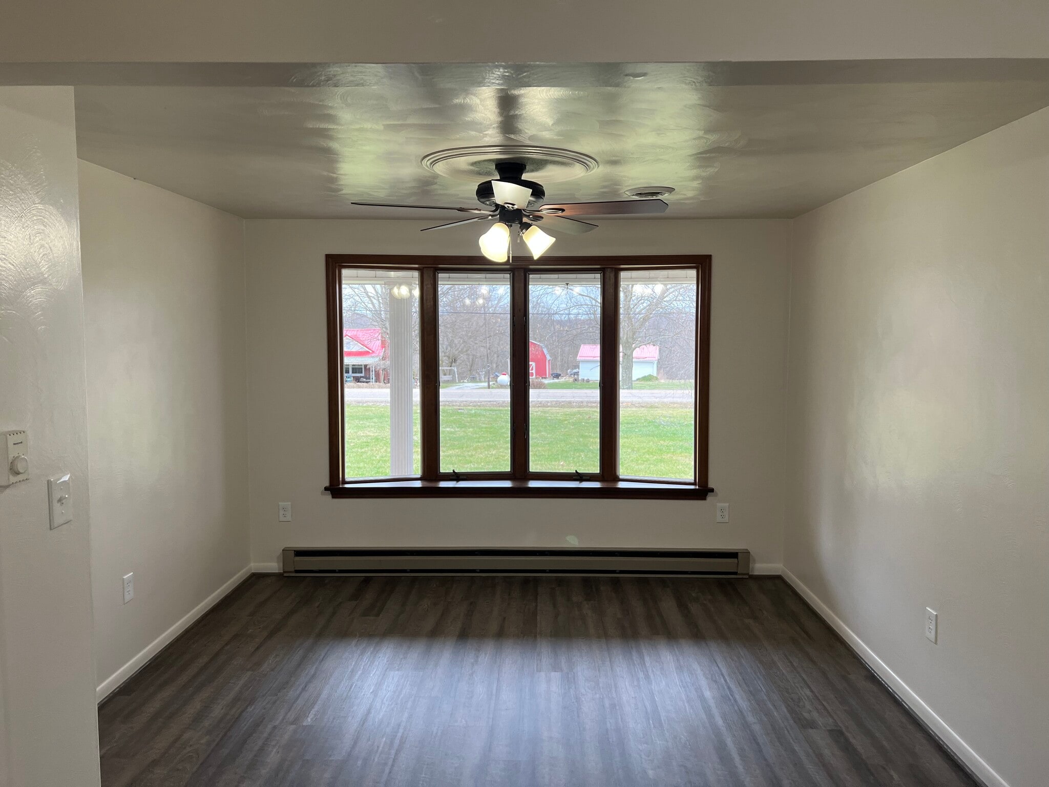 Dining room - 49980 N Park Cir