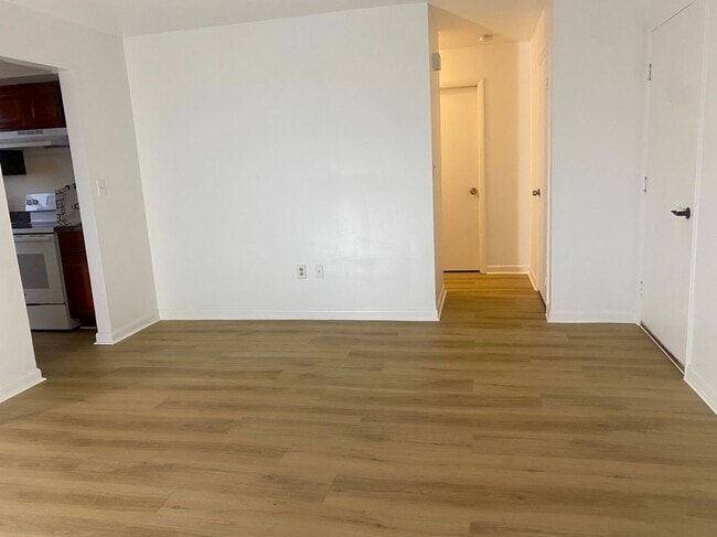 Building Photo - 848 N 16th St