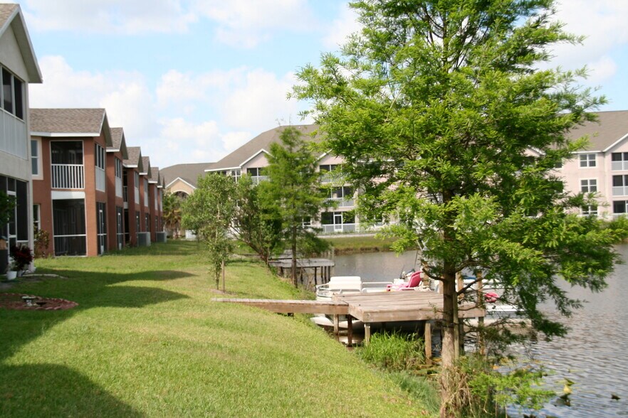 Building Photo - 2631 Emerald Lake Ct