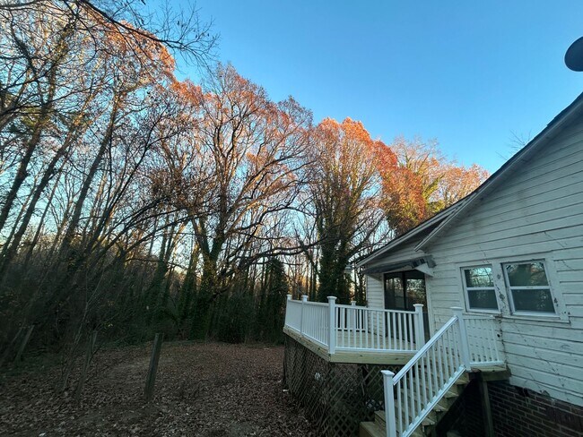 Building Photo - Charming 3-Bedroom Home in Gastonia – Spac...