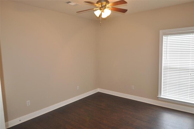Building Photo - 172 Sunnybrook Dr