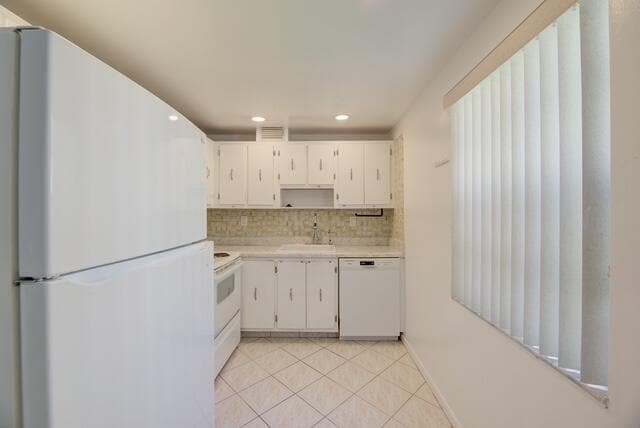 Building Photo - 394 Normandy Ln