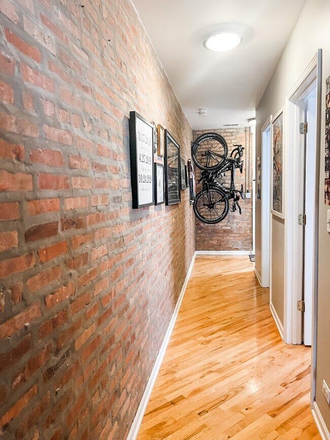 Building Photo - 2603 W Haddon Ave