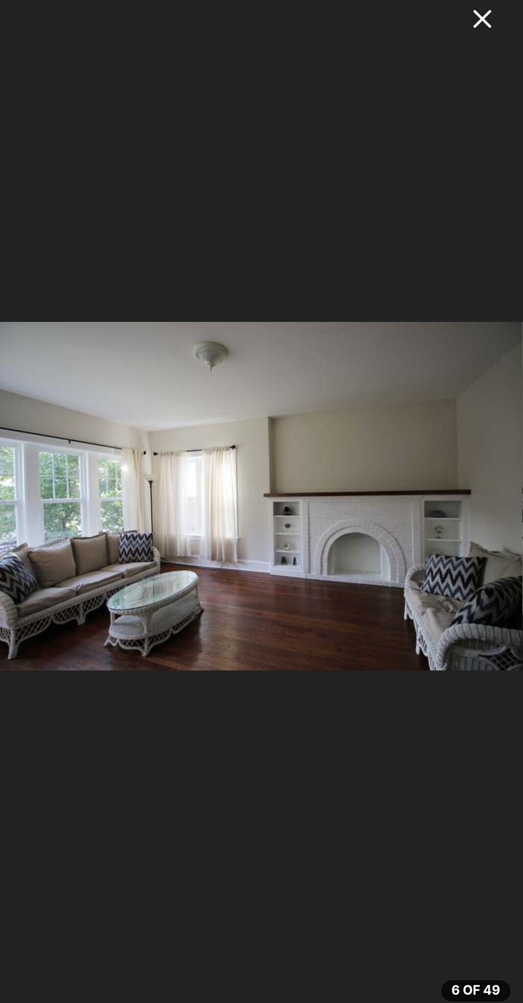 Building Photo - 6412 N Oakley Ave