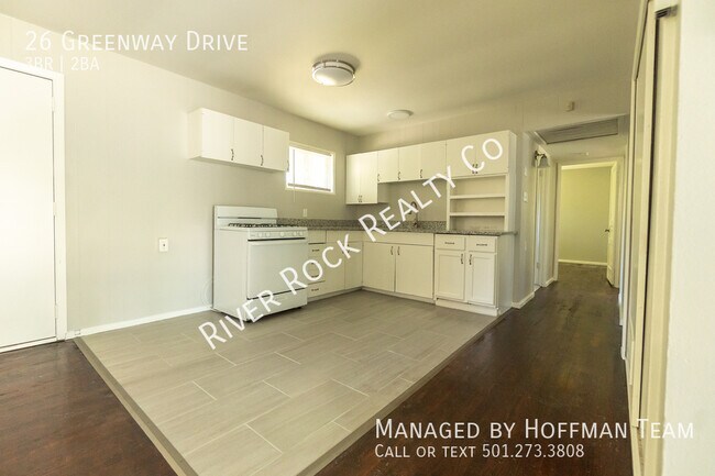 Building Photo - 26 Greenway Dr