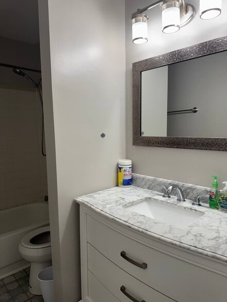 Building Photo - 4867 Saltwater Dr