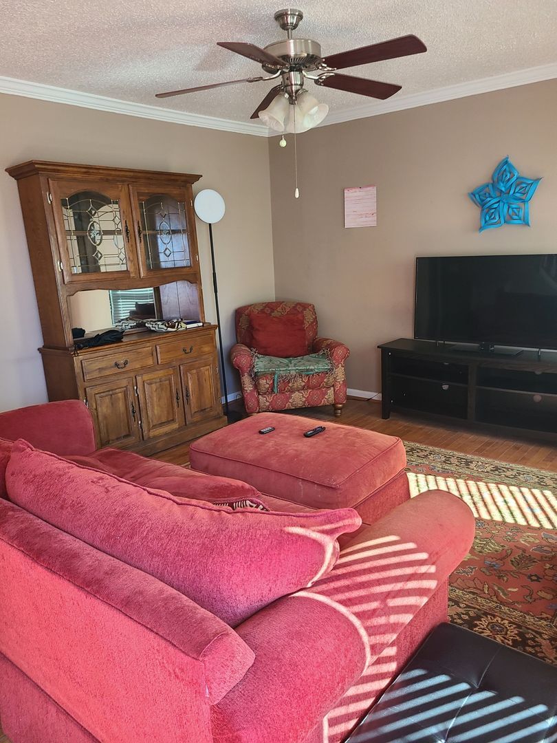 Building Photo - 5004 Falling Creek Ln