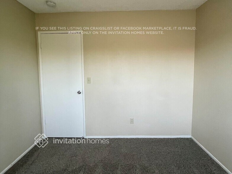 Building Photo - 3489 Chandler Cir
