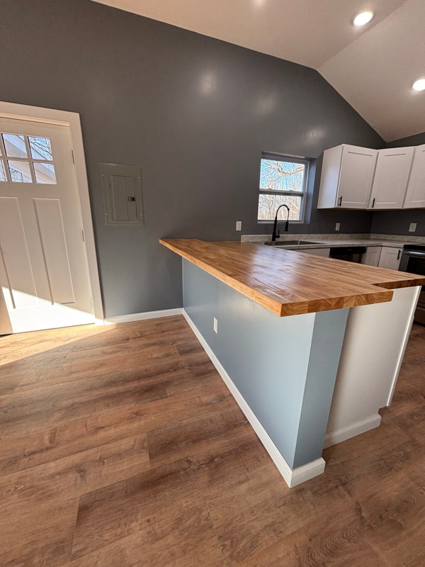 Building Photo - 3685 E Brutus St