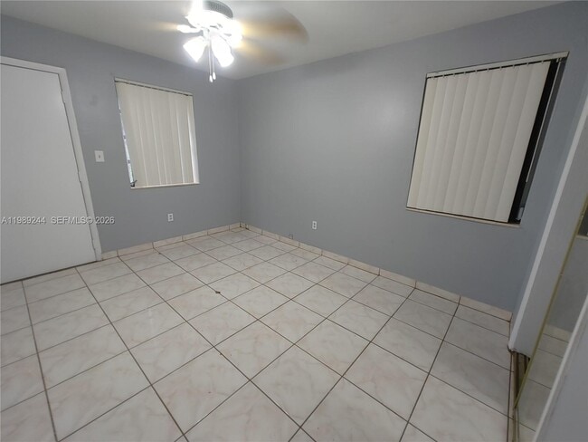 Building Photo - 1501 NE 151st Terrace