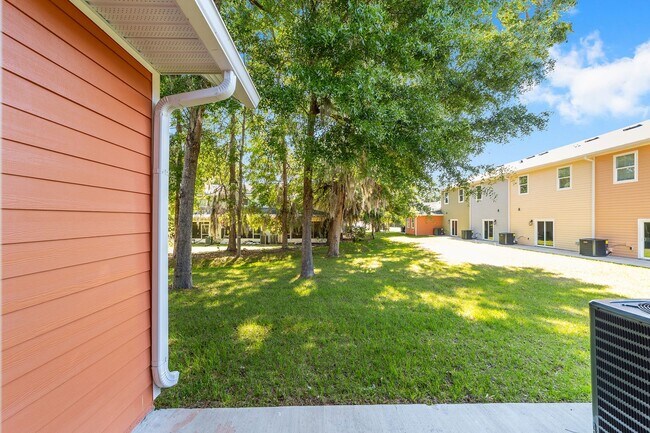 Building Photo - Eagle Trace 1591 #8