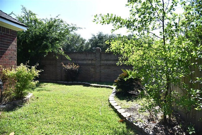 Building Photo - 14103 Owens Rd