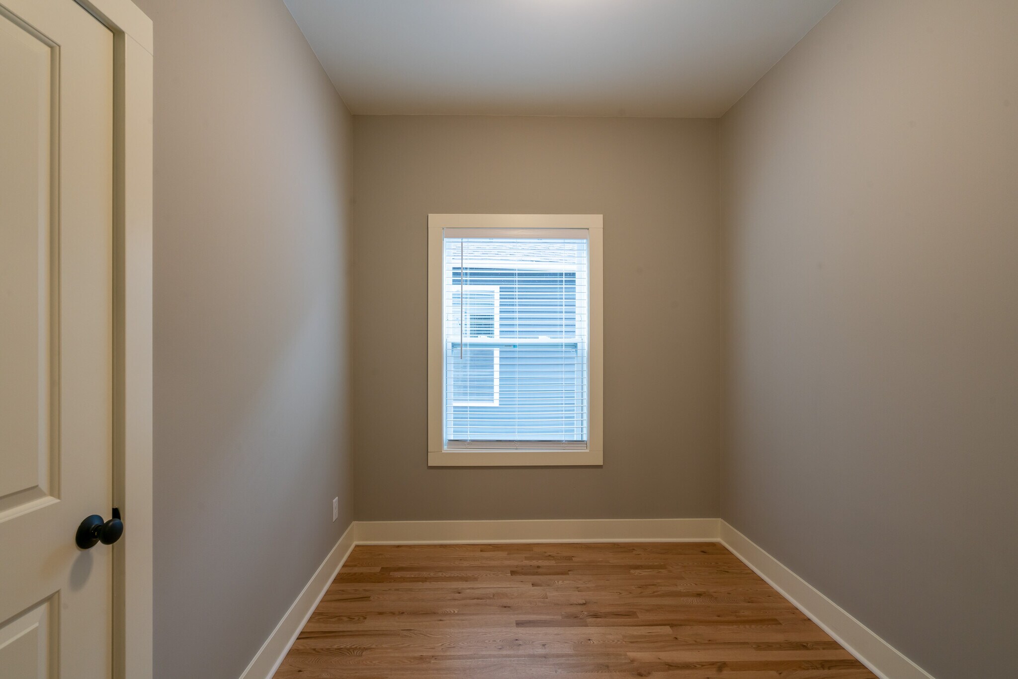 Building Photo - 621 3rd St NW