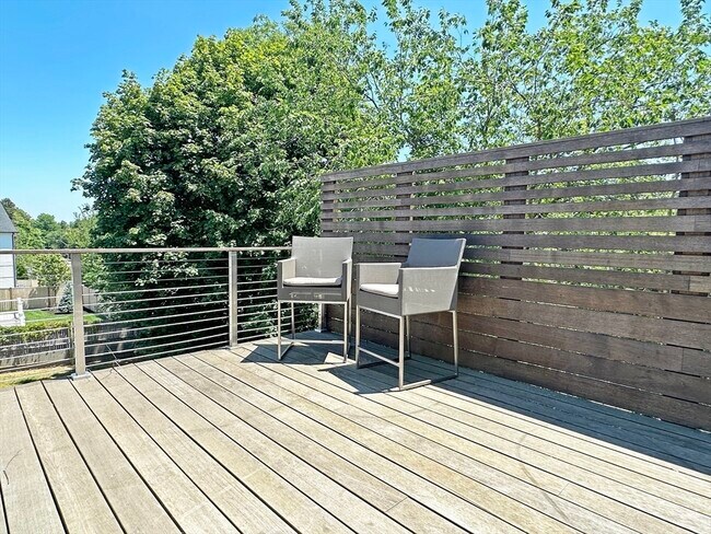 Building Photo - 6 Brownson Terrace