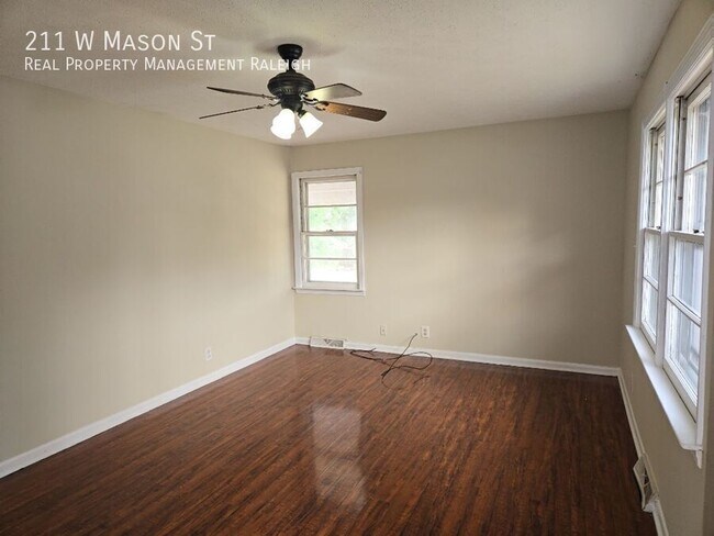Building Photo - 211 W Mason St