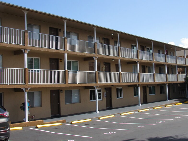 Acqua at Daytona Beach Condo - 411 N Halifax Ave