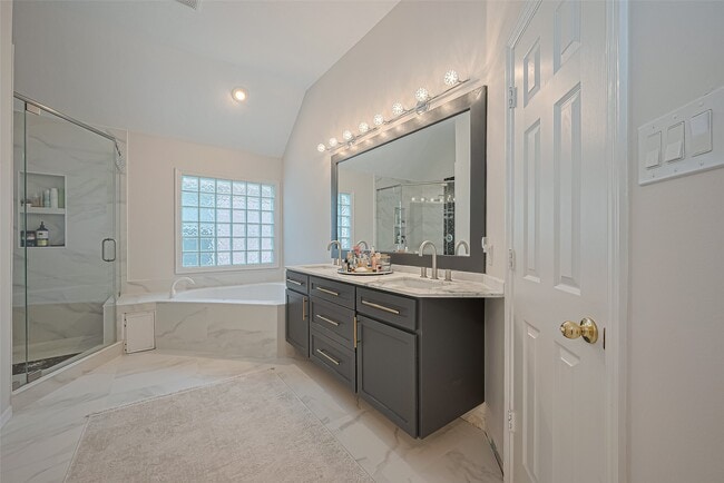 Building Photo - 1413 Whispering Pines Dr