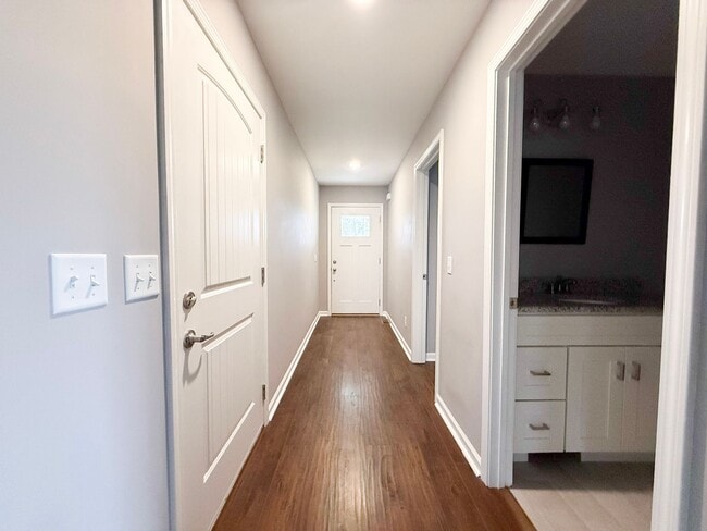 Building Photo - 3-Bedroom Home with Garage and Large Deck in Baxter