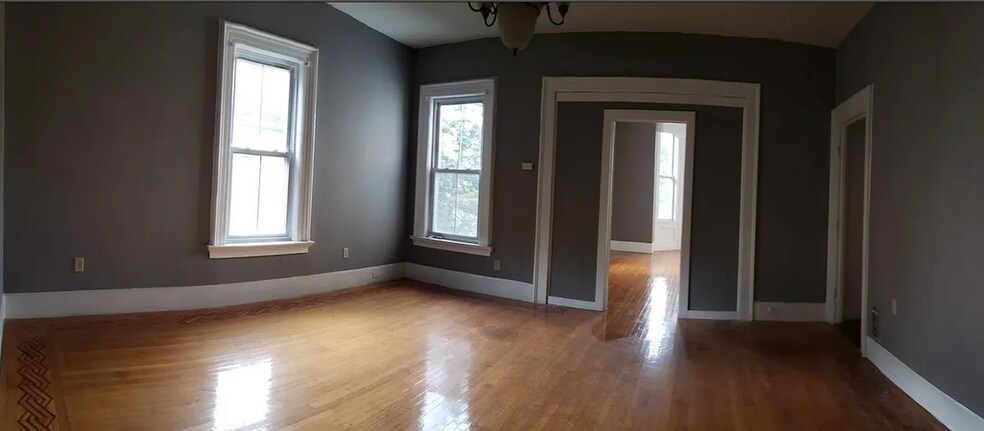 living room area - 1599 Chapel St