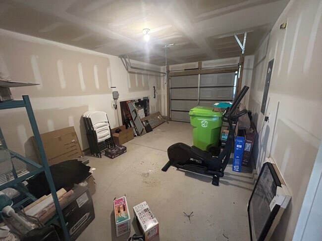 Building Photo - 2769 Prince Charles Ct