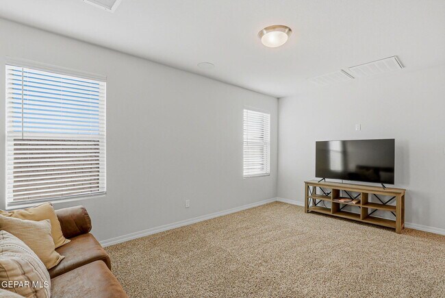 Building Photo - 11150 Blazing Star Pl