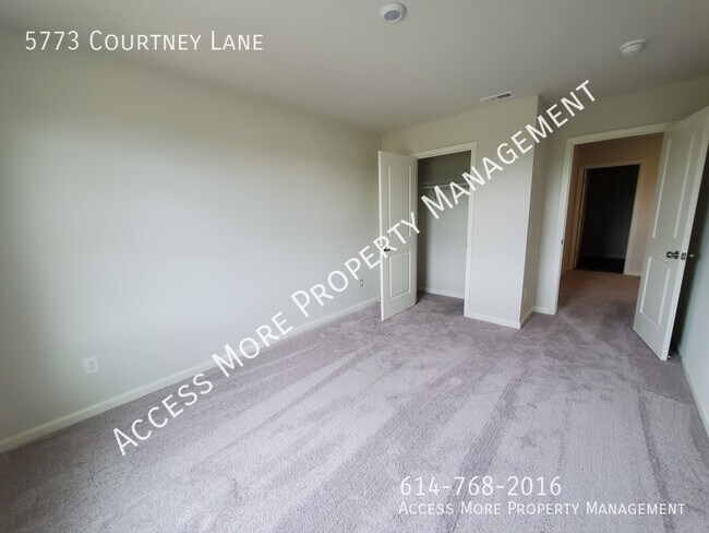 Building Photo - BRAND NEW - 4 BED 2.5 BATH - GOLF COURSE