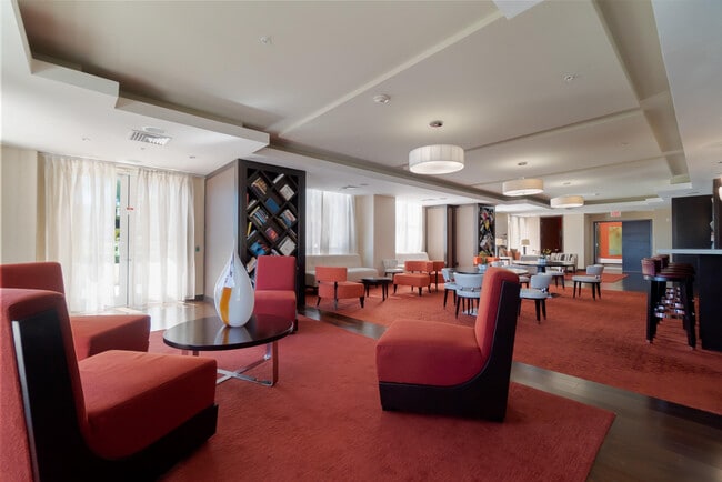 Building Photo - 550 Okeechobee Blvd