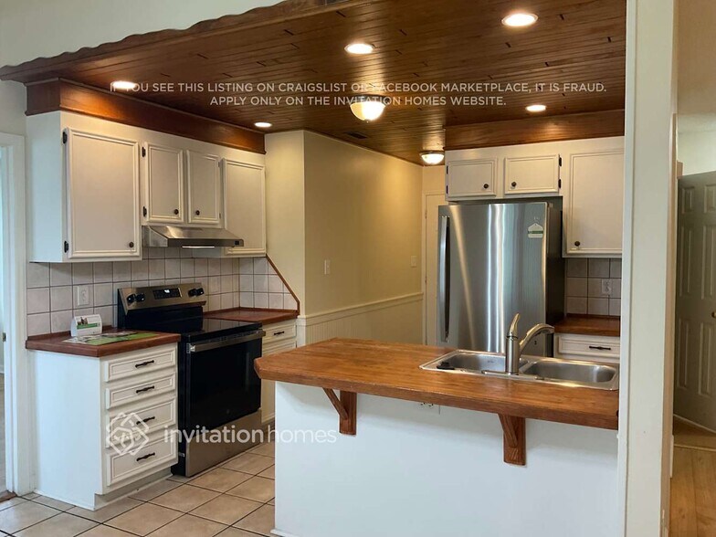 Building Photo - 5100 Woody Knoll Ct