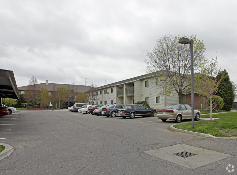 Building Photo - 55+ Friendship Meadows (Senior Housing)