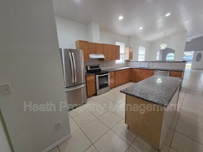 Building Photo - 5157 Rena St